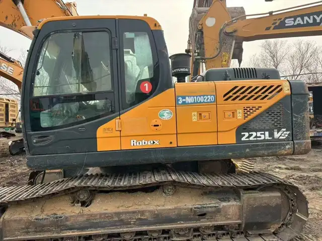 Экскаватор Hyundai 220, Душанбе
