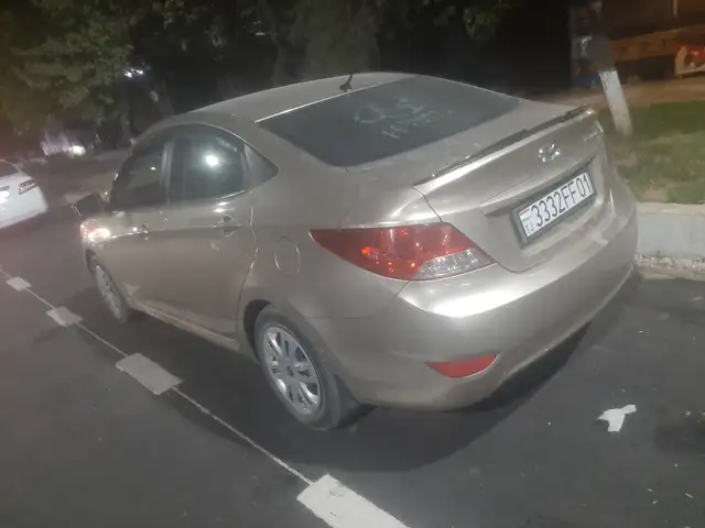 Hyundai Solaris