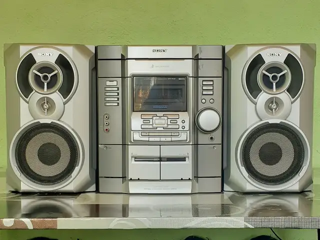 Музыкальный центр Sony, Ҳисор