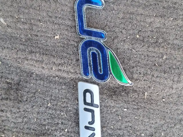 Надпись Hyundai, Хуҷанд