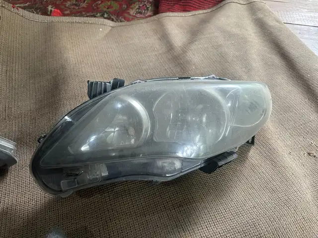 Фара на Tayota corolla, Душанбе