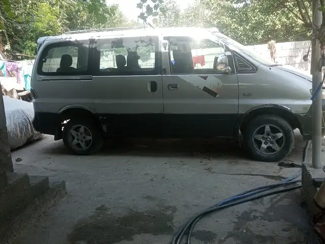 Микроавтобус Hyundai Starex, 2000, Хамадани