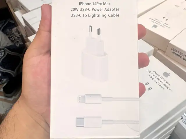 Зарядник iPhone 14 Pro max 20w Original, Душанбе