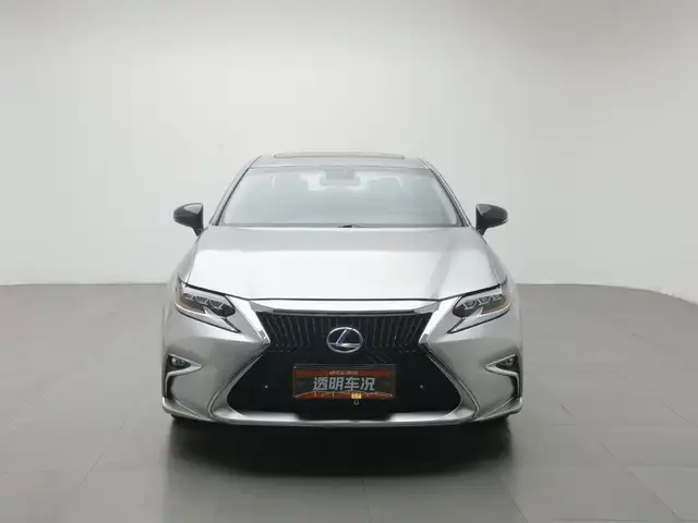 Lexus ES series