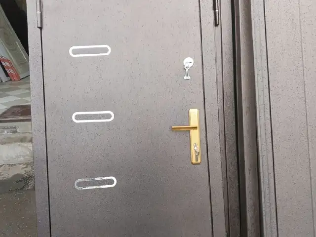 Дверь входной, Душанбе