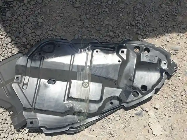 Защитник на Toyota Camry 2, Душанбе