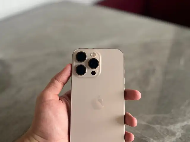 Apple iPhone 16 Pro Max, 256 gb, Desert Titanium, Душанбе