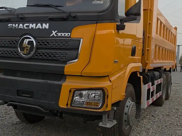 Самосвал Shacman, Душанбе