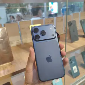 Apple iPhone 17 Pro, 256 gb, Deep Blue, Душанбе