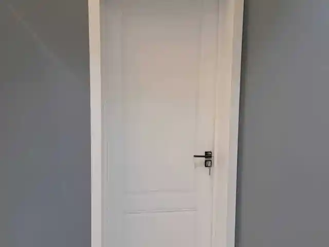 Дверь, Душанбе