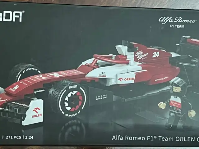 Конструктор CAda Alfa Romeo C42 2022, Душанбе
