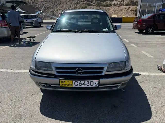 Opel Astra F