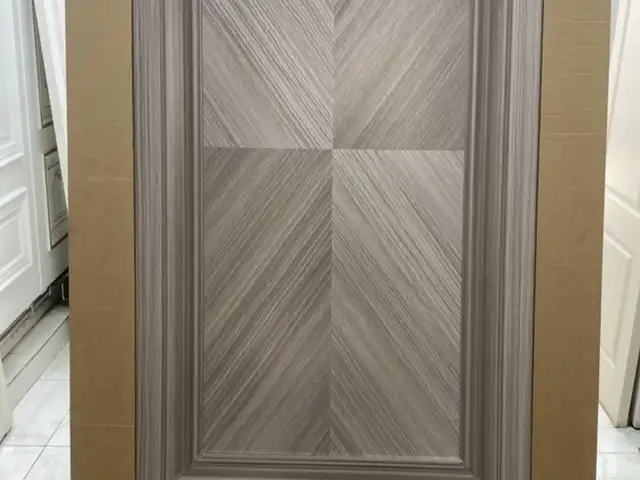 Дверь, Душанбе