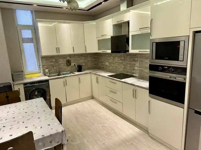 3-комн. квартира, 5 этаж, 145м², И. Сомони, Душанбе - 9