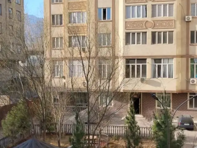 2-комн. квартира, 2 этаж, 69 м², 18-, Худжанд