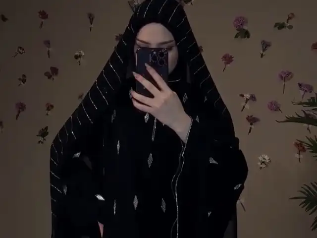 Роскошная абая с шарфом, Хуҷанд