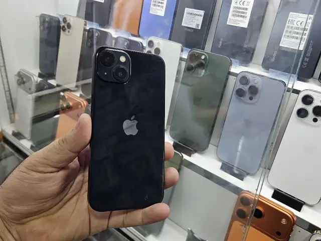 Apple iPhone 13, 256 gb, Starlight, Бохтар (Курган-Тюбе)