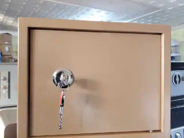 Сейф 30К, Душанбе