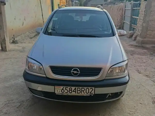 Opel Zafira