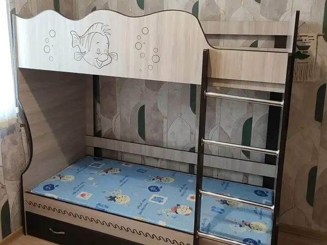 Двухъярусная кровать, Душанбе