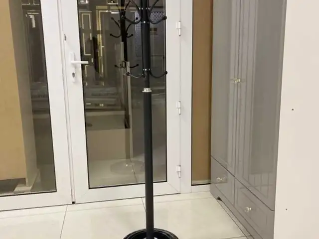 Вешалка, Душанбе