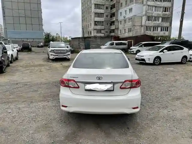 заднее стекло от Toyota Corolla, Душанбе