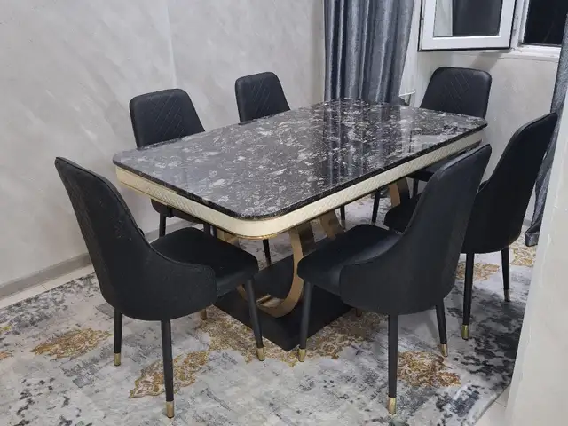 Стол и стулья, Душанбе