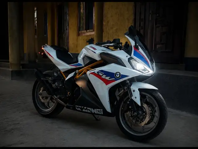 Мотоцикл BMW-400kubov, Гиссар