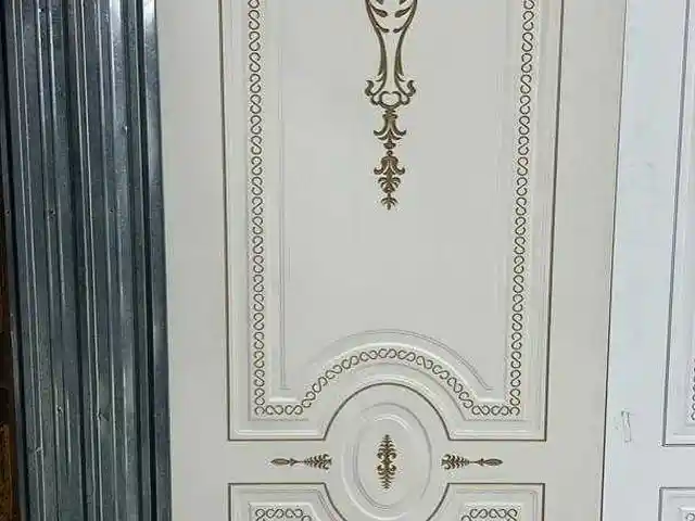 Дверь, Душанбе