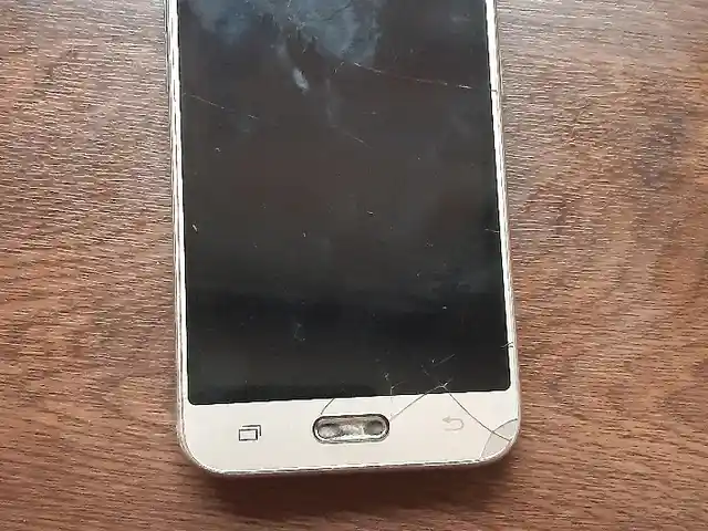 Samsung Galaxy J1 на запчасти, Душанбе