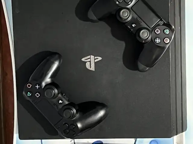 Игровая приставка PlayStation 4, Душанбе