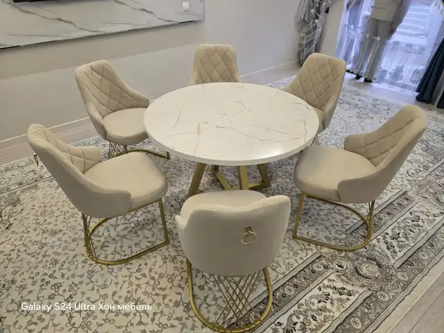 Стол и стулья, Душанбе