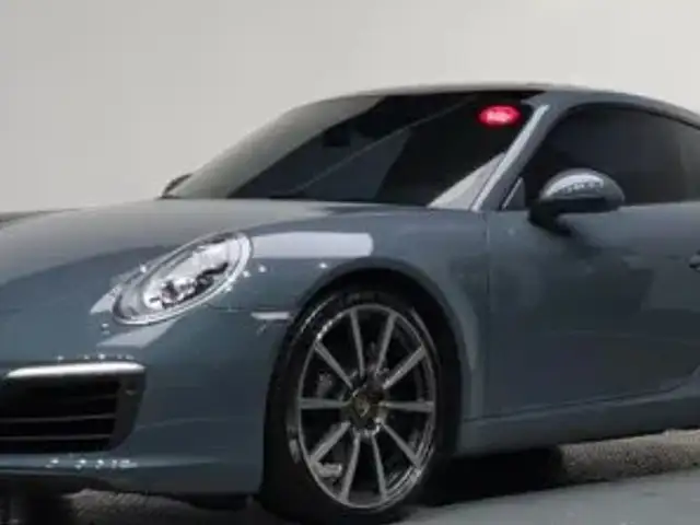 Porsche 911