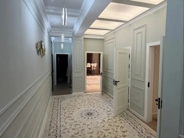 3-комн. квартира, 5 этаж, 130м², Дом Печать, Душанбе