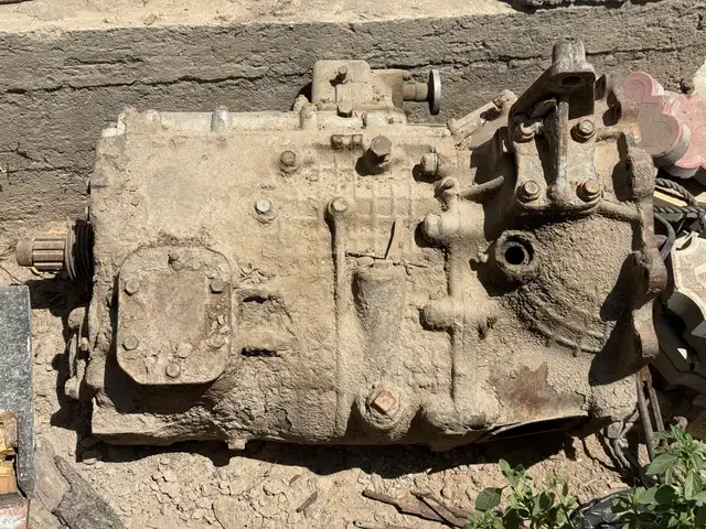 Коробка КамАЗ скоростной Ураловский, Ҷалолиддин Балхӣ (Румӣ)