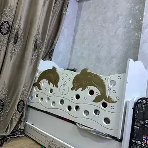 Детская кроватка с выдвижным ящиком, Худжанд
