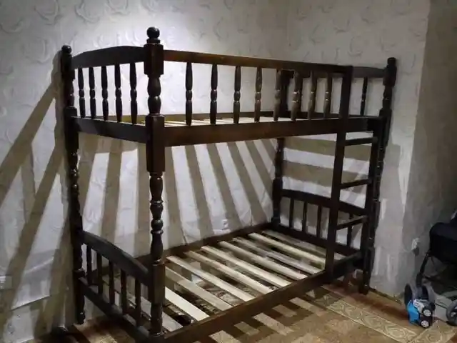 Двухъярусная кровать с медицинским матрасом, Душанбе