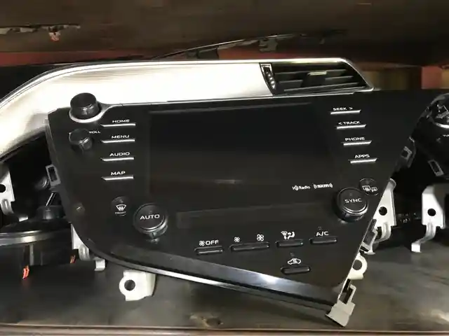 Автомагнитола для Toyota Camry 2018-22, Душанбе