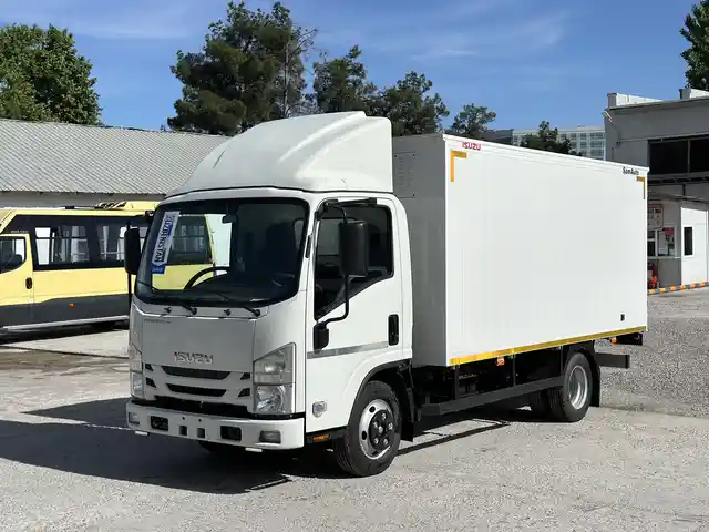 Фургон Isuzu NMR77H/L 3,0L DSL 5M/T, Душанбе