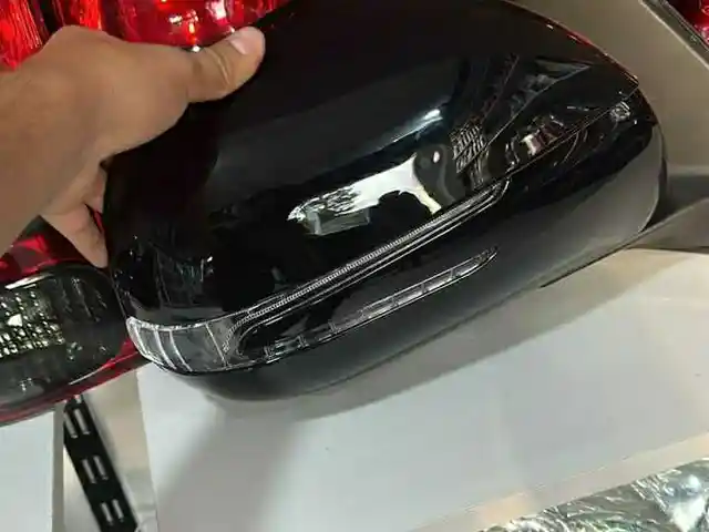 Боковые зеркала с поворотником от Toyota Prado 1, Душанбе