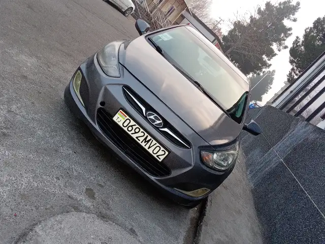 Hyundai Solaris