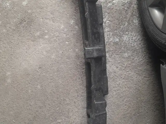 Губка на швейлер от Toyota Camry 5, Душанбе