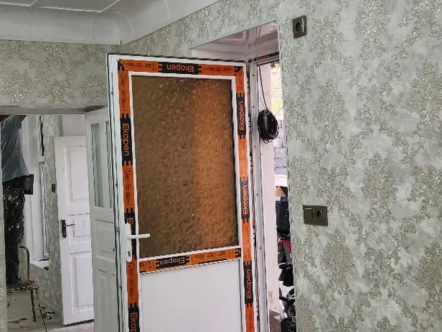 Услуги по поклейке обоев, Худжанд