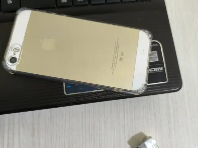 Apple iPhone 5s, 16 gb, Восеъ