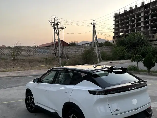 Dongfeng L7