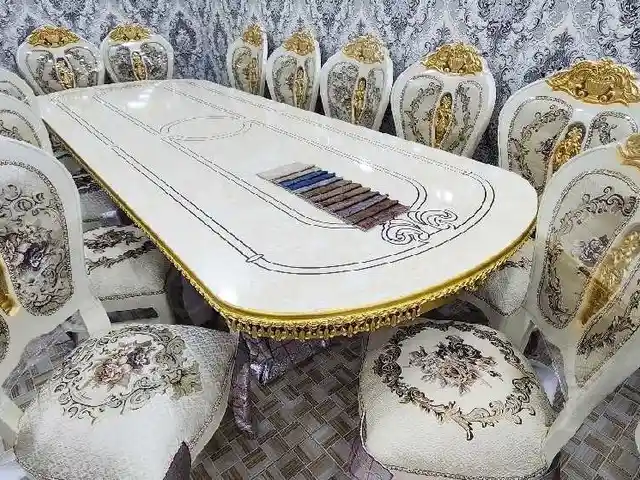 Стол и стулья, Душанбе
