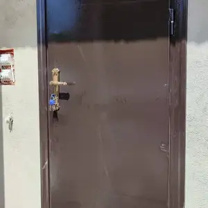 Дверь, Душанбе