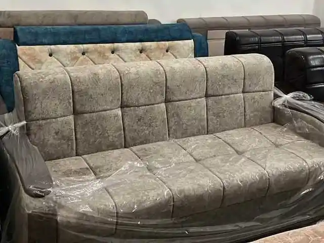 Диван, Душанбе