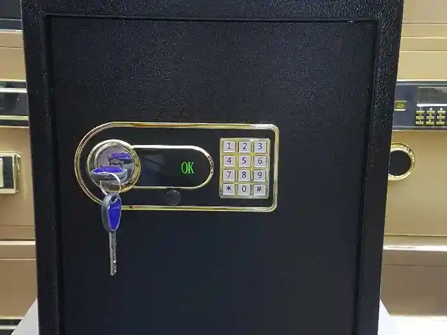 Сейф, Душанбе