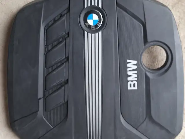 Крышка моторa BMW F10, Хуҷанд